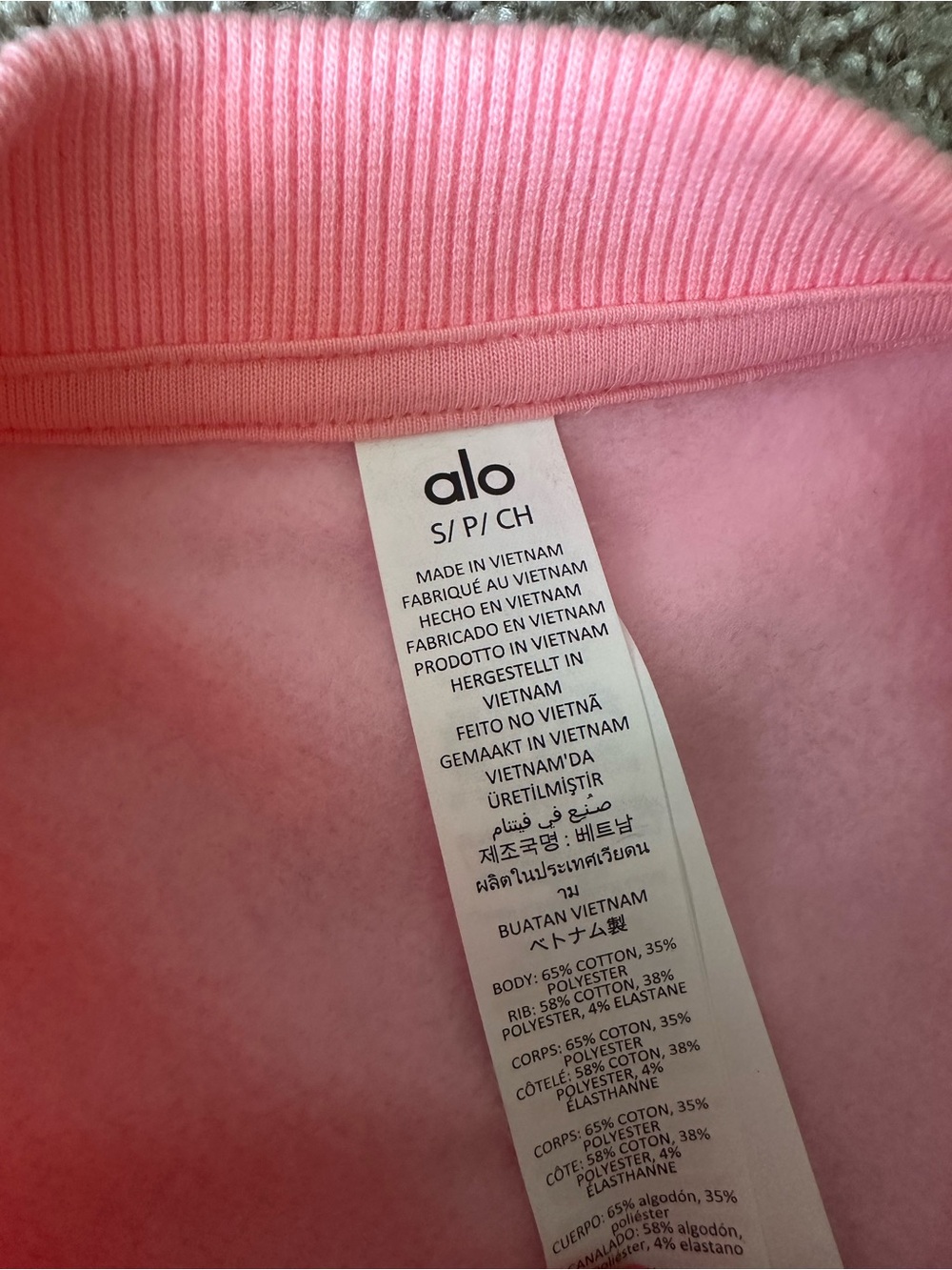 Alo Cropped Crewneck Sweatshirt *neon bubblegum* - Picture 3 of 3